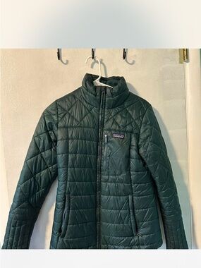 Patagonia Dark Green Quilted Insulated Jacket